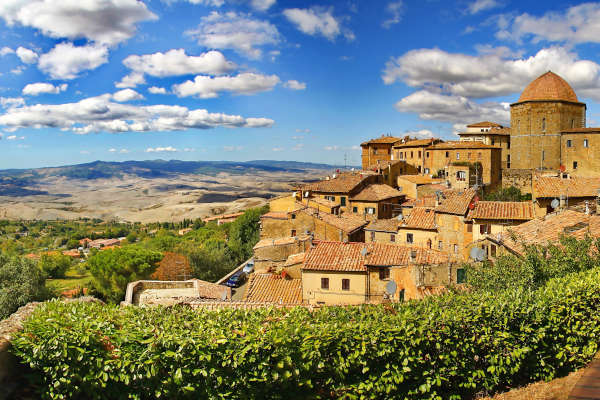 Volterra ist eine malerische Stadt in der Toskana