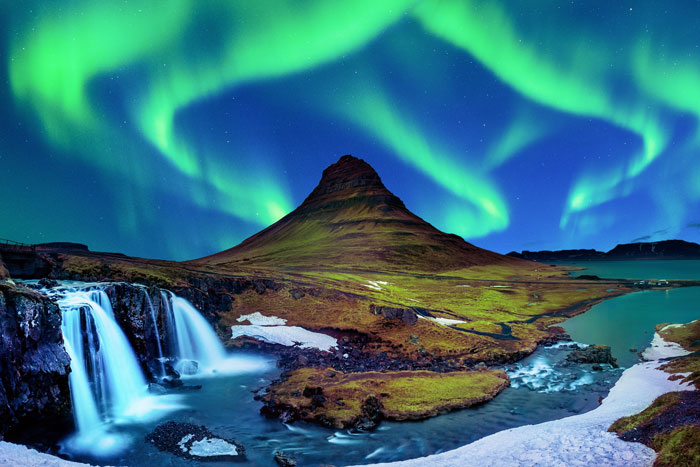 Island_700x467Px