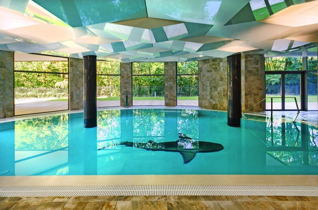 Hallenbad