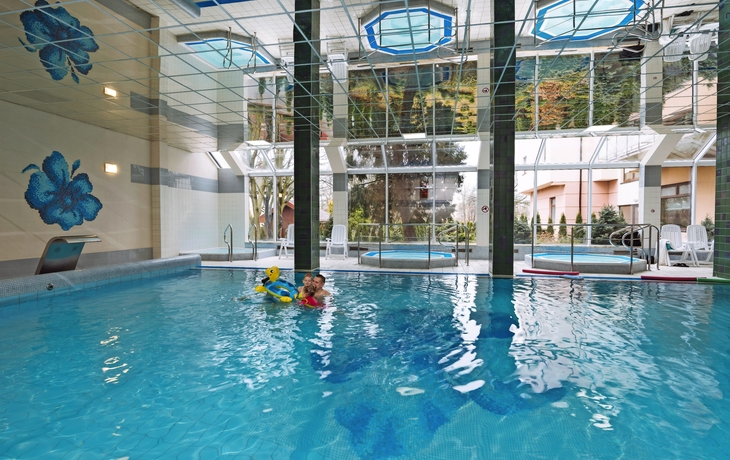 Hallenbad