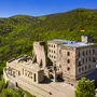 Hambacher Schloss an der Deutschen Weinstrasse