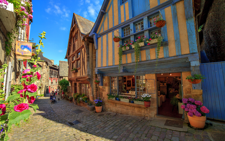 Dinan