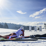 Drei Biathleten beim Schießen