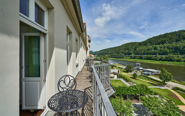 Balkon mit Elbblick
