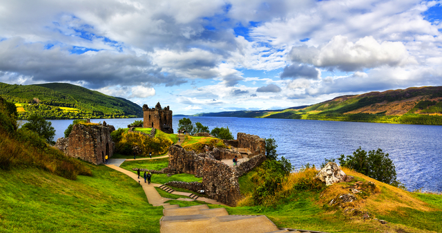 Urquhart Castle Loch Ness