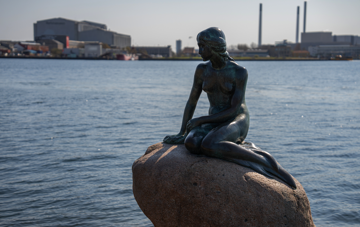 Statue der kleinen Meerjungfrau in Kopenhagen