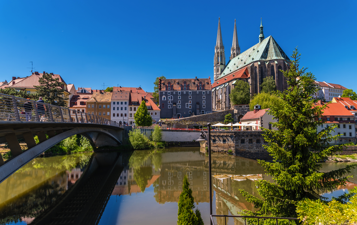 Görlitz Brücke und Peterskirche
