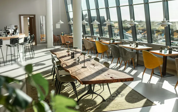 Restaurant / Bar