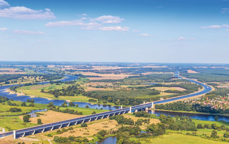 Wasserstraßenkreuz Magdeburg