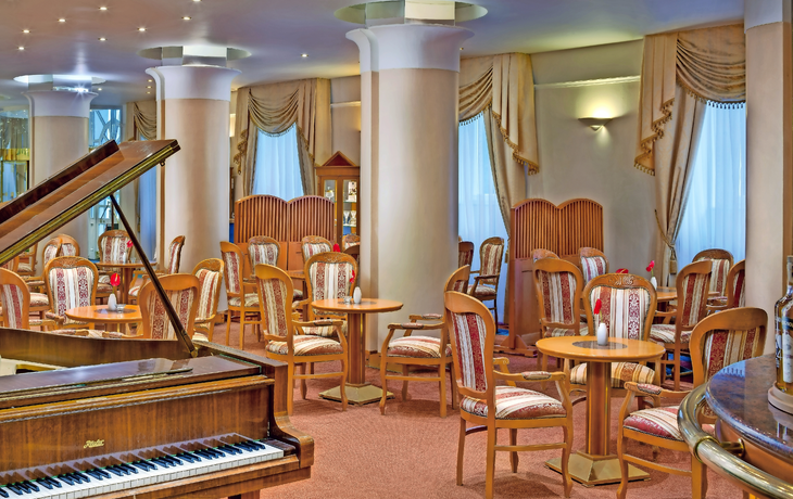 Lobby-Bar
